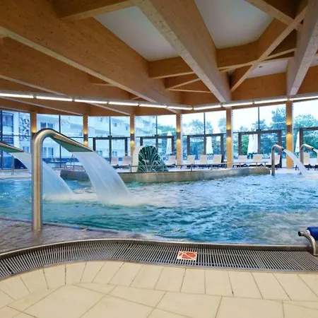 Aquarius 60 Apartamenty-plaza *